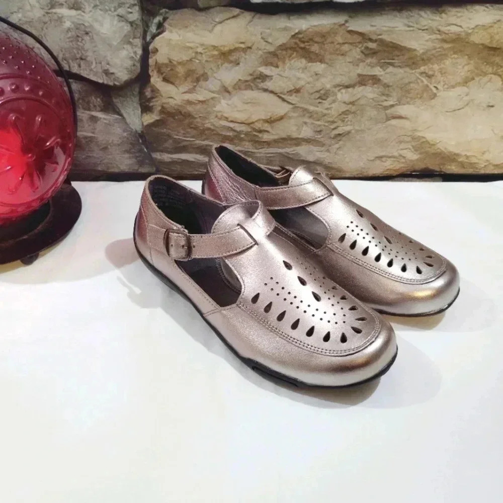 Ros Hommerson Cameo Mary Janes Pewter Leather W/ Box 7 Wide 7WW Maryjane - Picture 4 of 15